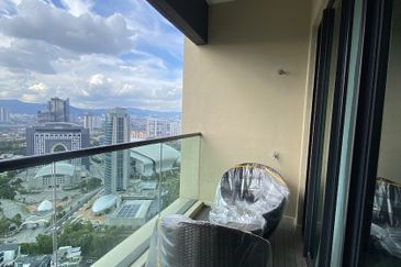 Residensi Solaris Parq