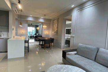 Residensi Solaris Parq