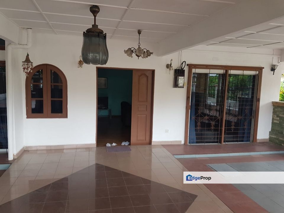 Seksyen 3, renovated 2 sty Semi D, Selangor, Bangi