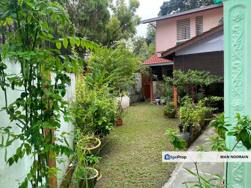 double sty corner unit , Kuala Lumpur, Setapak