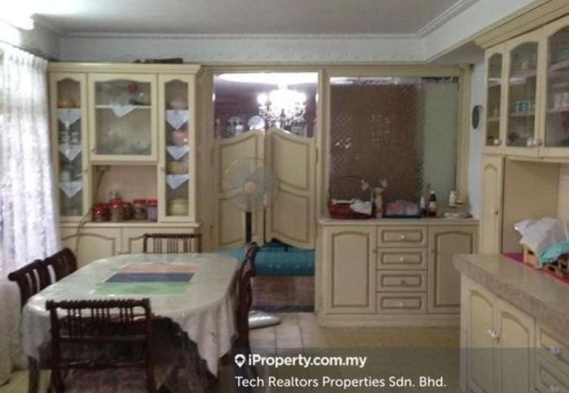 2 sty bungalow Taman Desa