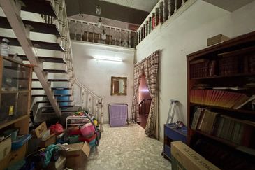 2 sty bungalow Taman Desa