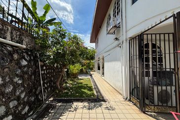 2 sty bungalow Taman Desa