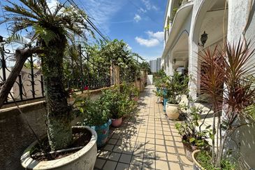 2 sty bungalow Taman Desa