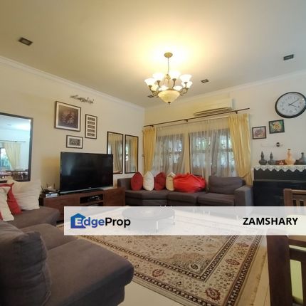 English Style Semi-D D'Cempaka Bandar Baru Bangi next to Mosque for Sale, Selangor, Bangi