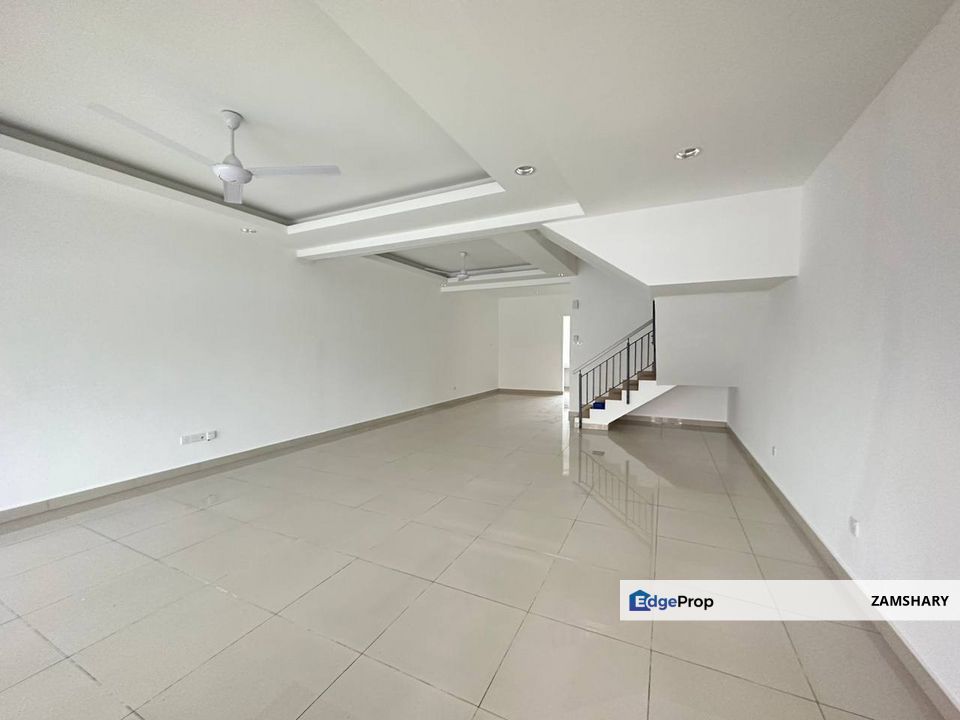 FREE SPA & MOT, 2 Storey Terrace, Jenderam Hilir, Dengkil Near Putrajaya For Sale, Selangor, Dengkil