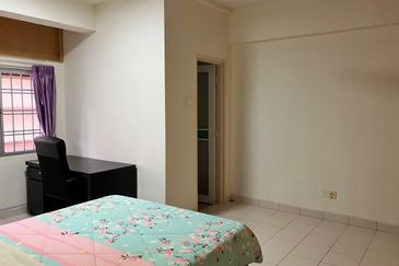 Bintang Mas Condominium