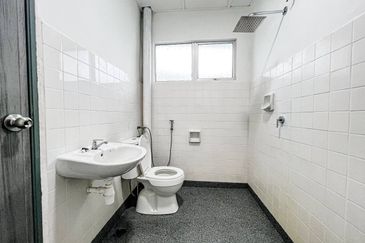 Taman Kinrara Seksyen 2