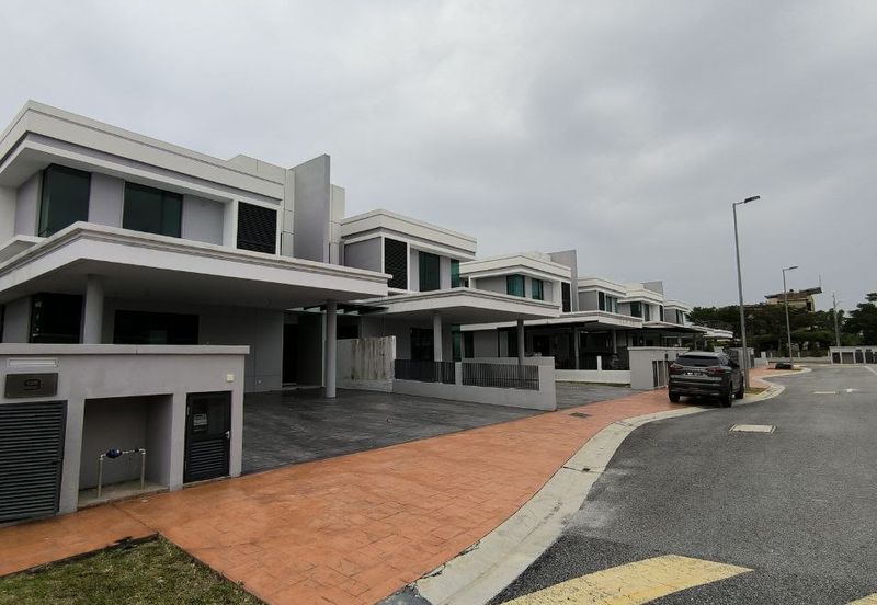 Opus Lake Vicinity @ Perdana Lakeview East