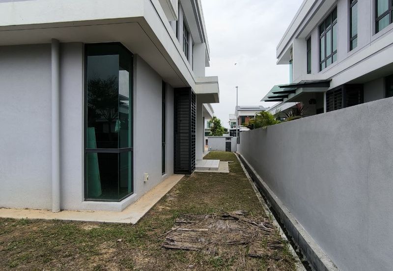 Opus Lake Vicinity @ Perdana Lakeview East