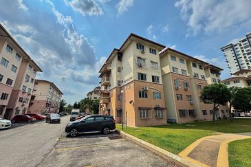 Apartment Teratai, Taman Sutera