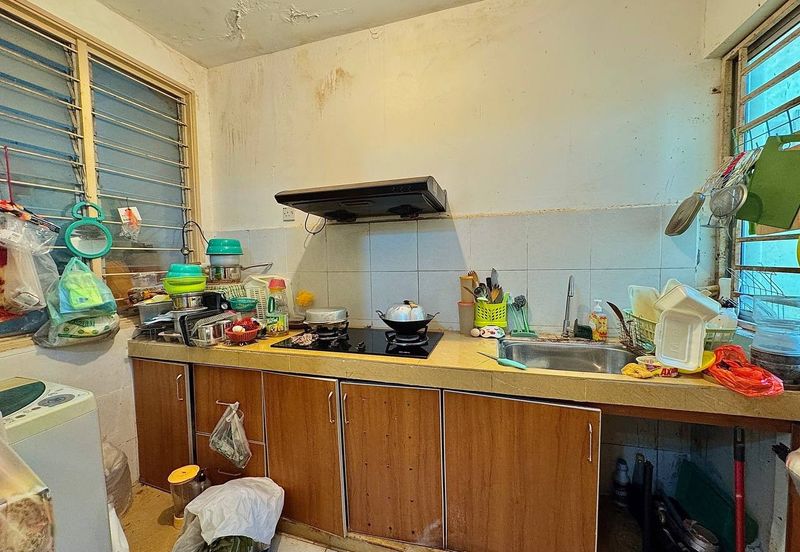 Apartment Teratai, Taman Sutera