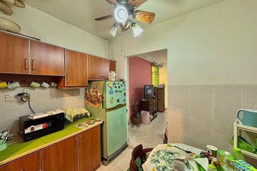 Apartment Teratai, Taman Sutera