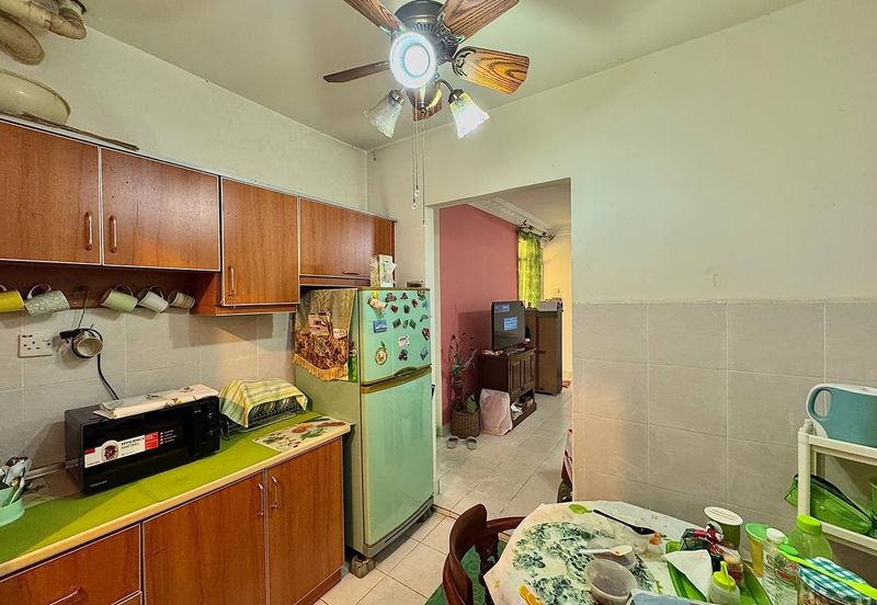 Apartment Teratai, Taman Sutera