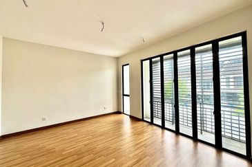 Saffron Hills @ Denai Alam