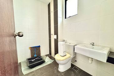 Saffron Hills @ Denai Alam