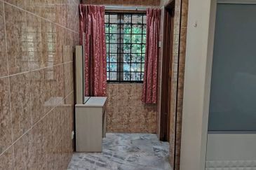 Jalan Suakasih @ Tun Hussein Onn