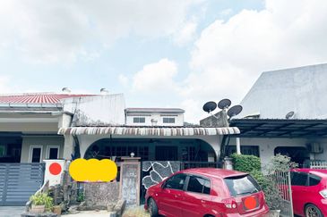 Taman Lembah Keramat AU5