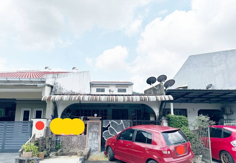 Taman Lembah Keramat AU5