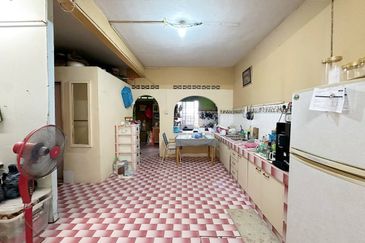 Taman Lembah Keramat AU5