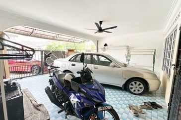 Taman Lembah Keramat AU5