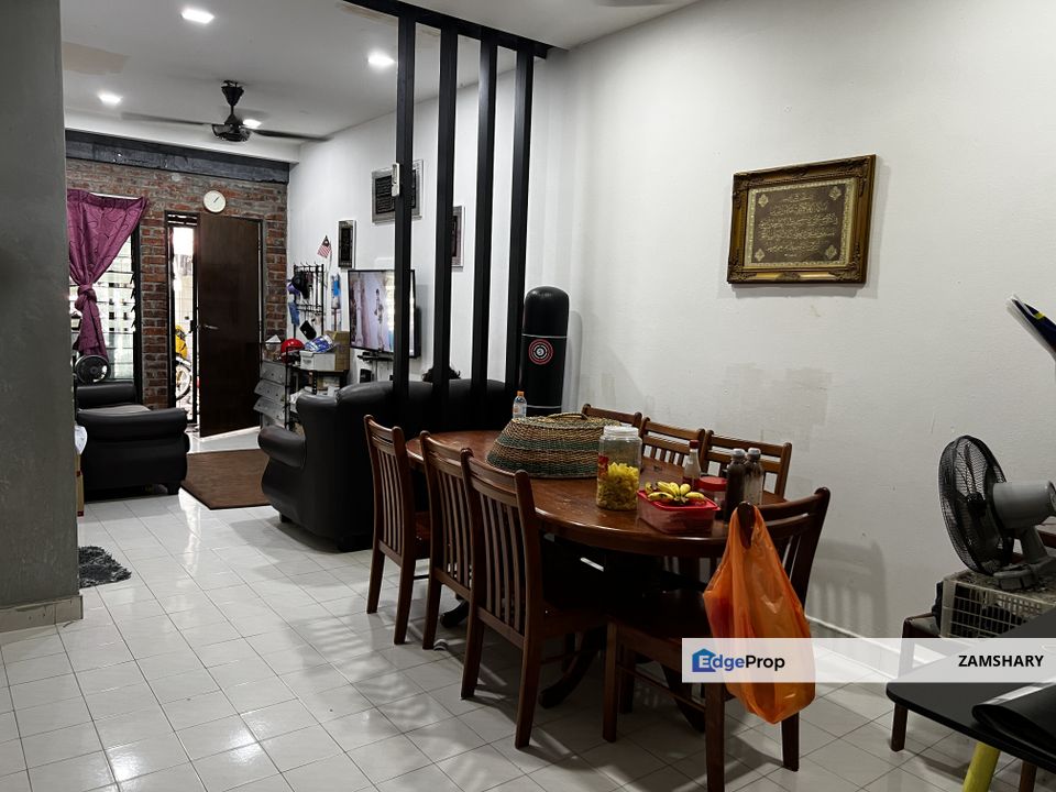 Seksyen 16, Bandar Baru Bangi, Teres Setingkat [22'x70'] For Sale, Selangor, Bangi