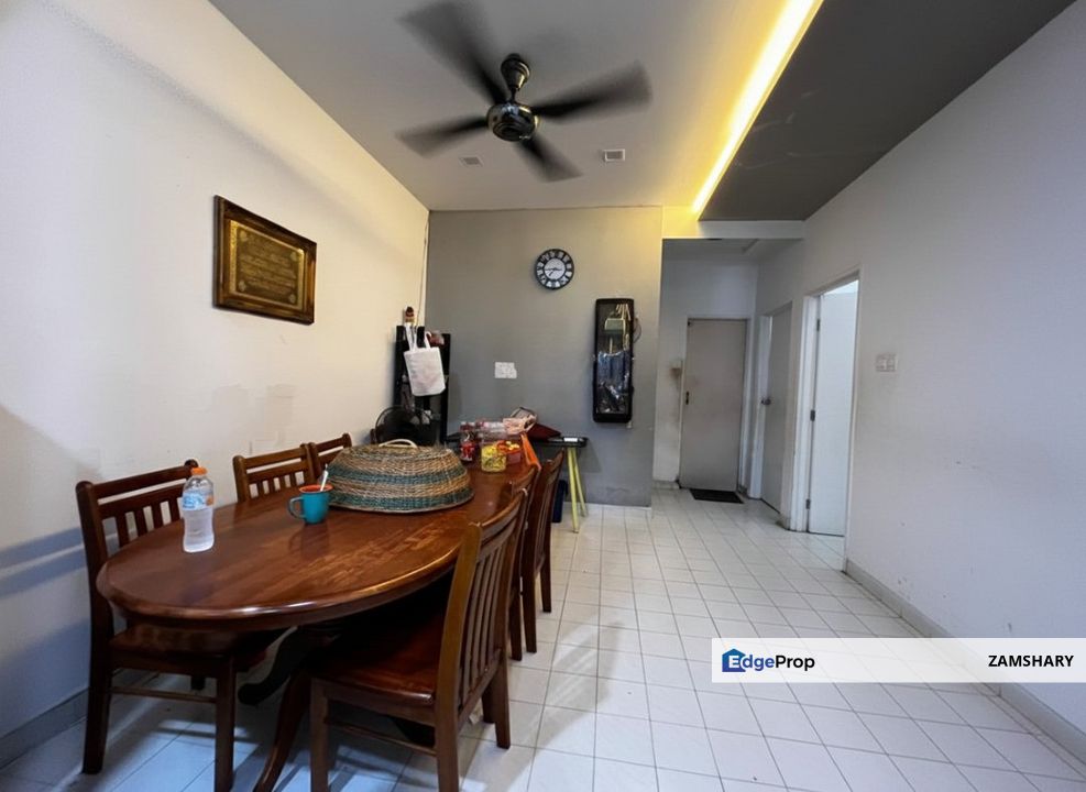 Seksyen 16, Bandar Baru Bangi, Teres Setingkat [22'x70'] For Sale, Selangor, Bangi
