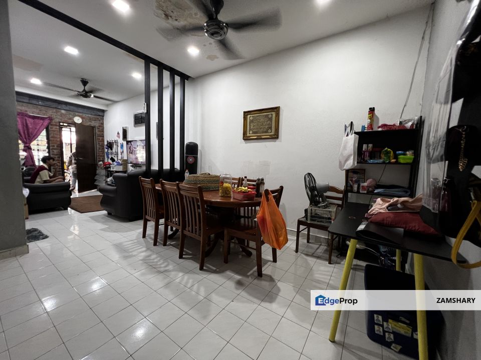 Seksyen 16, Bandar Baru Bangi, Teres Setingkat [22'x70'] For Sale, Selangor, Bangi