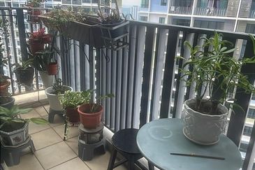 I Residence @ I City