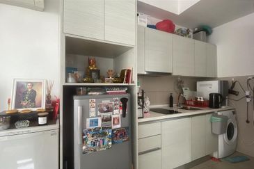 I Residence @ I City