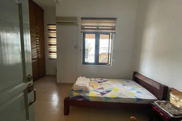 Bandar Tun Hussein Onn