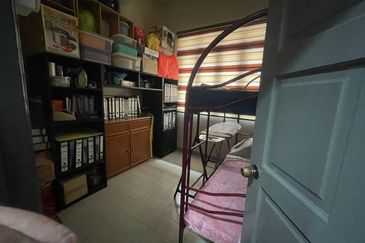 Bandar Tun Hussein Onn