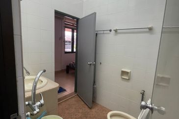 Bandar Tun Hussein Onn