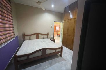 Bandar Tun Hussein Onn