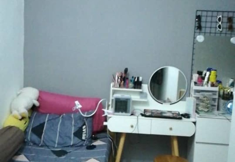 Residensi Bistaria, Ukay Bistari