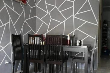 Residensi Bistaria, Ukay Bistari