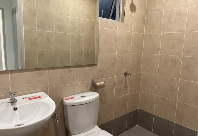 Vista Adesa Residensi Desa Timur