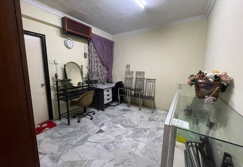 Kuchai Brem Park Condominium