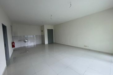 Imperial Hatamas Condominium