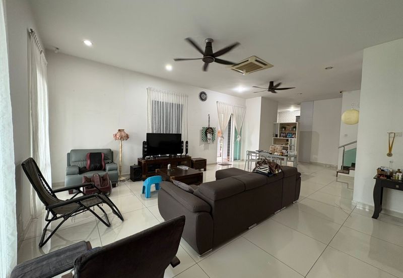 Wira Heights, Bandar Sungai Long