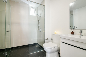 UNA Serviced Apartment