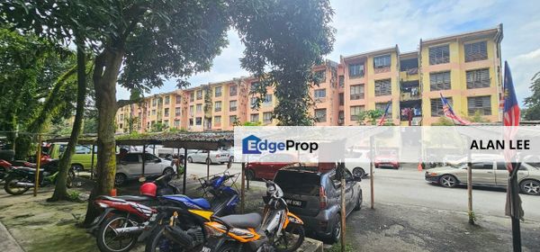 Ampang Dato Ahmad Razali GROUND Floor Flat , Non Bumi Lot , B/Market, Selangor, Ampang