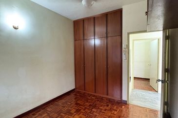 Garden Tower Apartment