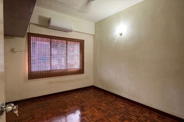 Garden Tower Apartment