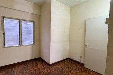 Garden Tower Apartment