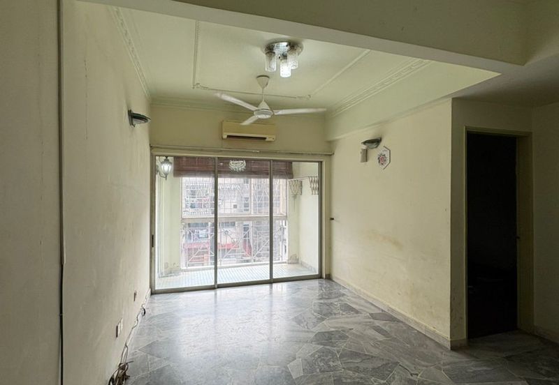 Garden Tower Apartment