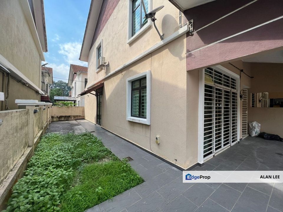 Ampang Saujana 2 Storey END LOT house , Selangor, Ampang