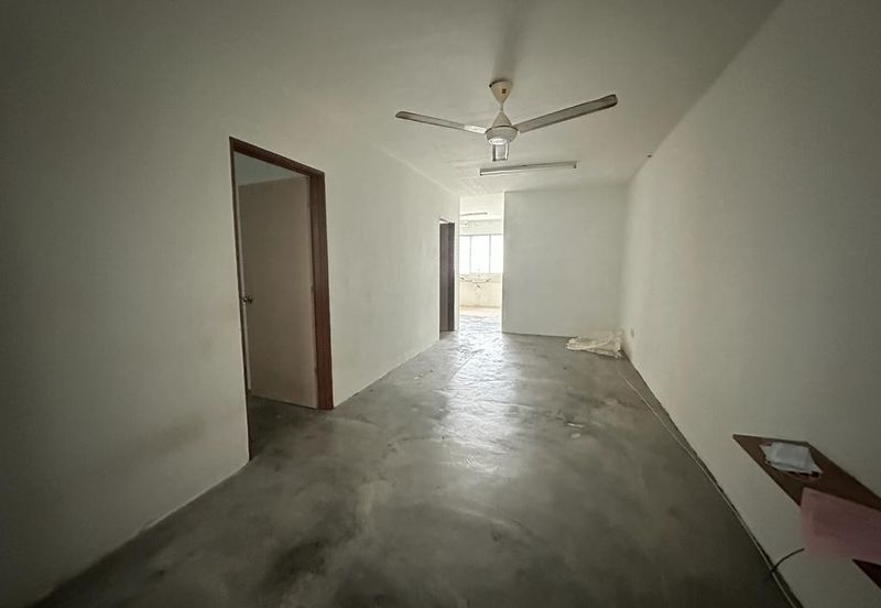 Rumah Pangsa Saga (Saga Suria)