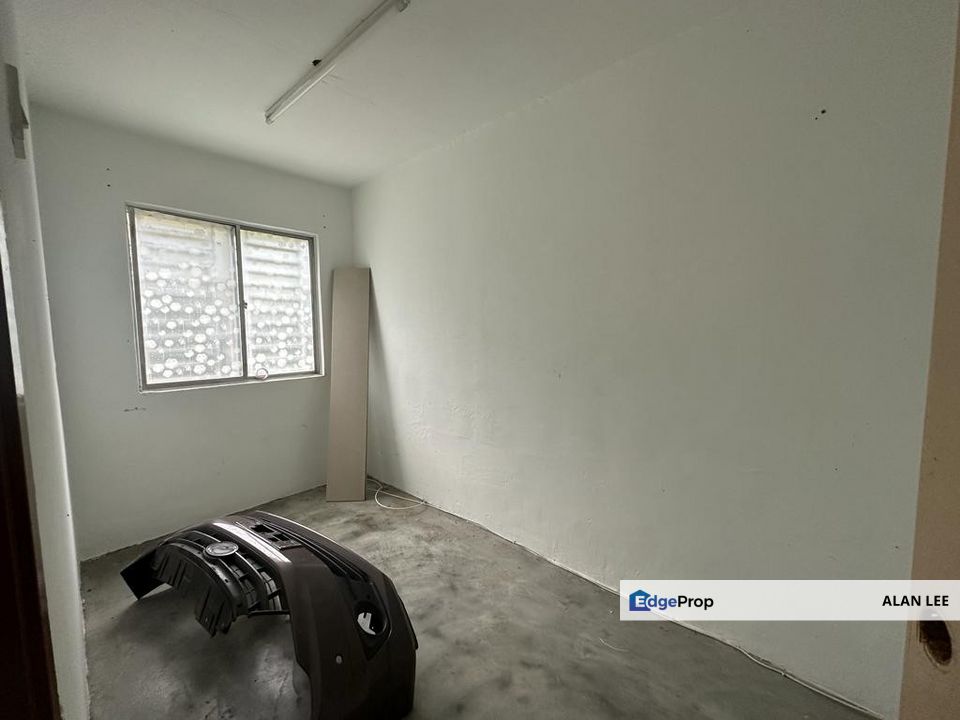 Ampang Saga Suria Apartment , Non Bumi Lot , Renovated , Below Market, Selangor, Ampang