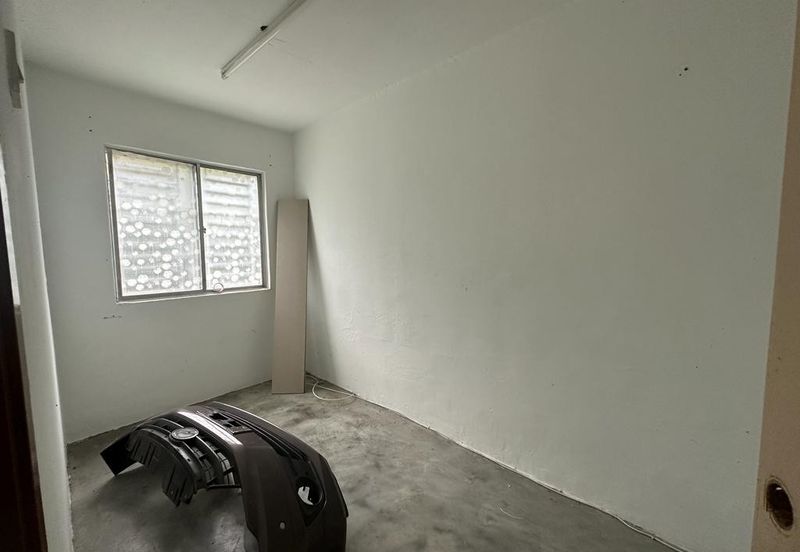 Rumah Pangsa Saga (Saga Suria)